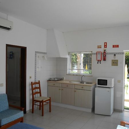 Dona Ana Garden Hotel Lagos Bilik gambar