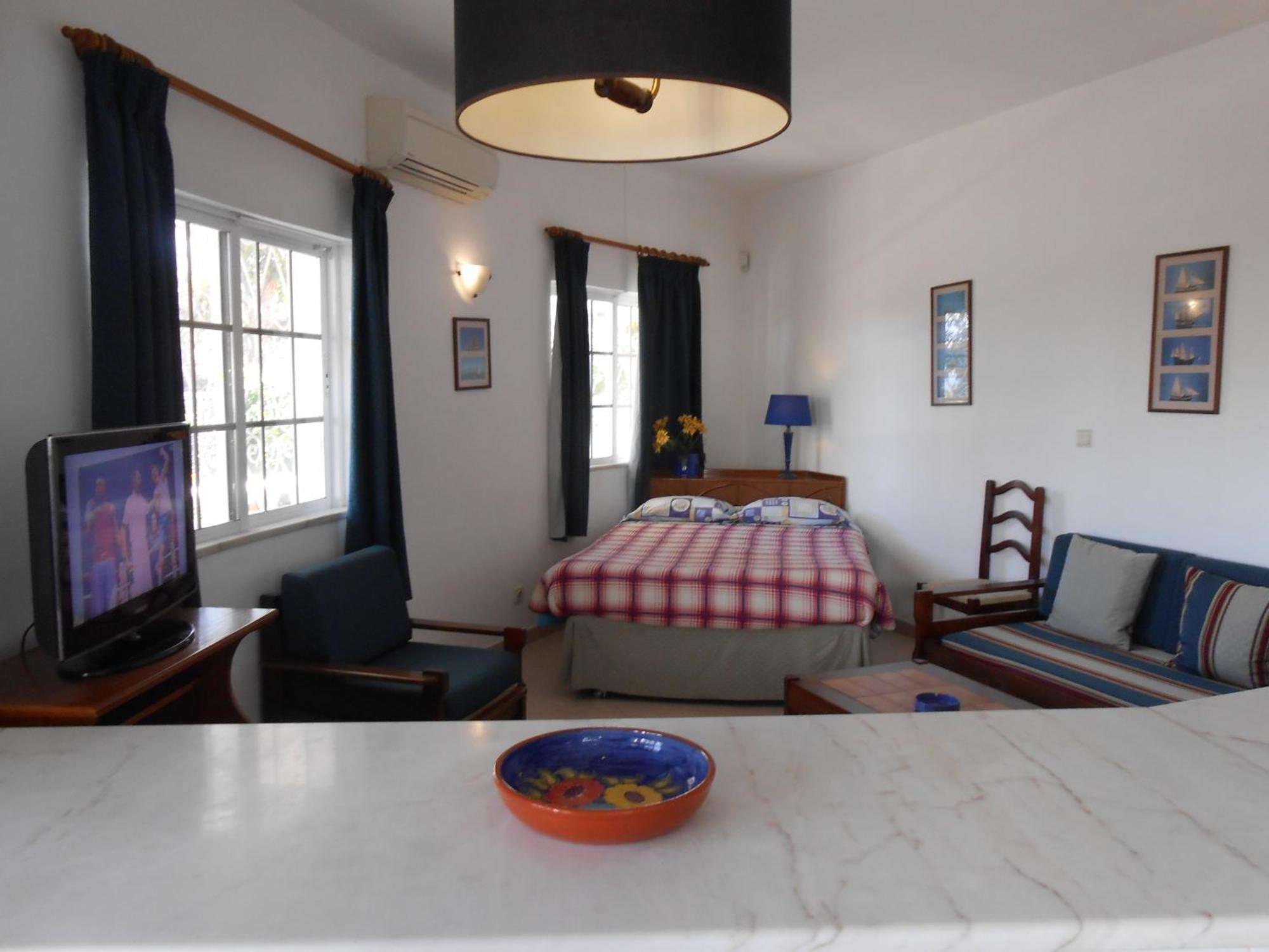 Dona Ana Garden Hotel Lagos Bilik gambar