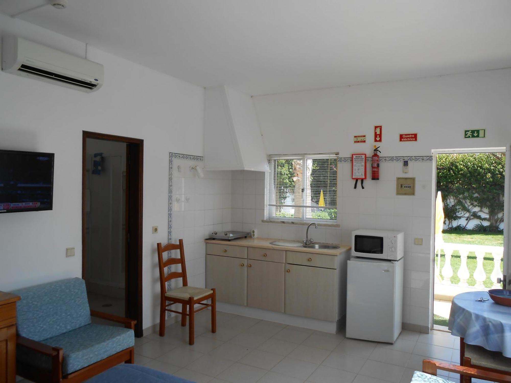 Dona Ana Garden Hotel Lagos Bilik gambar
