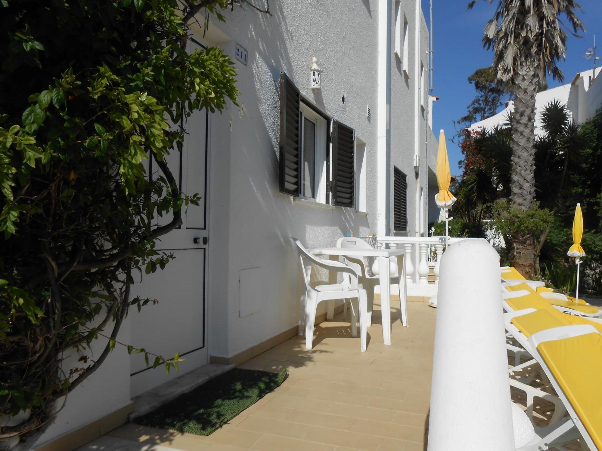 Dona Ana Garden Hotel Lagos Bilik gambar