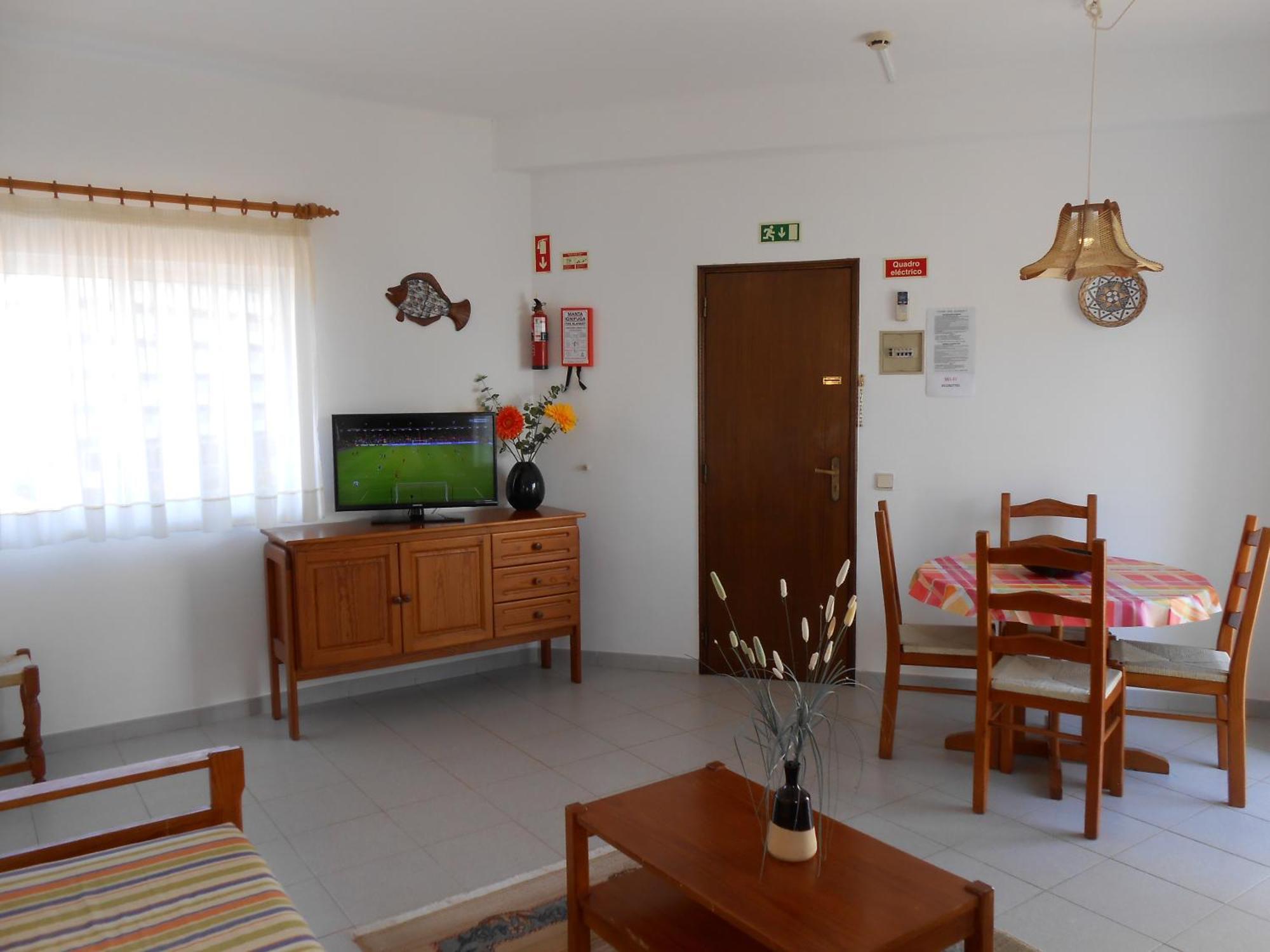 Dona Ana Garden Hotel Lagos Bilik gambar